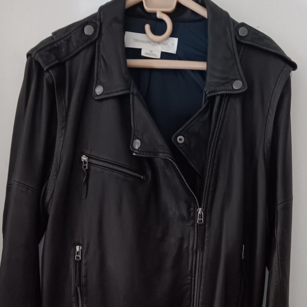 Treasure & Bond Black Leather Moto Jacket XL w/Removable Sleeves Used